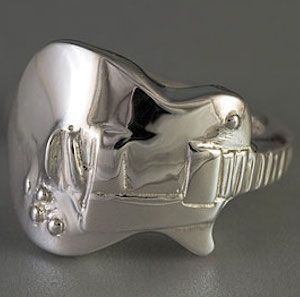 Guitar Ring